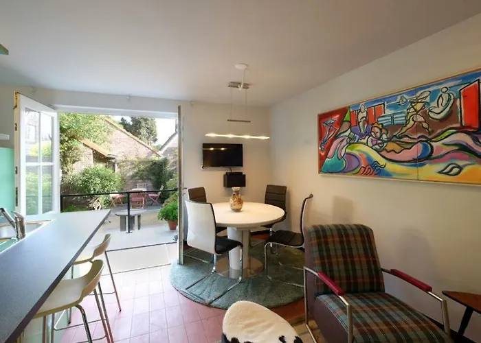 Holiday home Bie De Borreger *